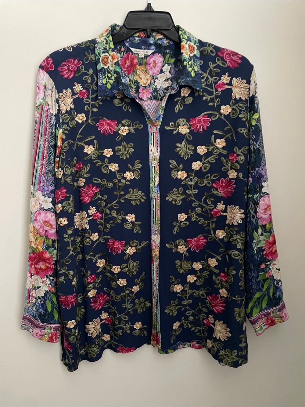 John Mark Multicolor Floral Embroidered Blouse Women’s 2X Button Front Boho